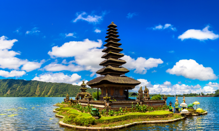 beratan lake temple - north trip